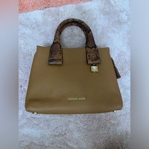 Michael kors bag